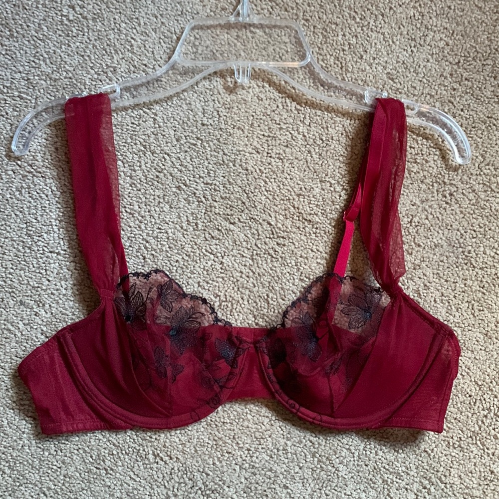 Dark red AdoreMe push up and cheeky underwear set. With black floral lace.